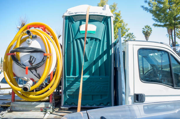 Best Luxury portable toilet rental  in Mccullom Lake, IL